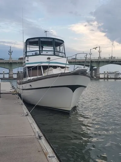 A President 41 trawler